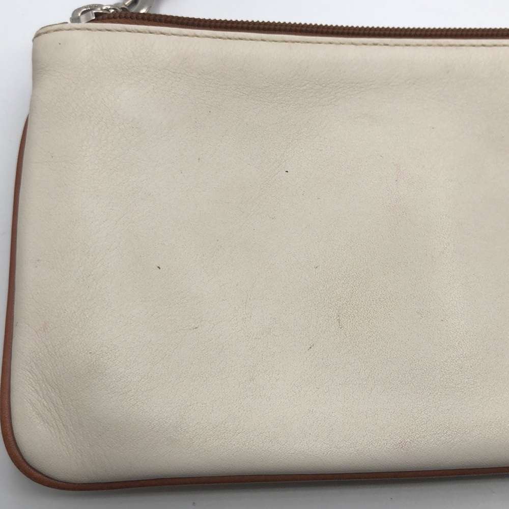 COACH White Saddle Leather Wristlet Buckle Flap Clutch. VTG - Picture 6 of 16